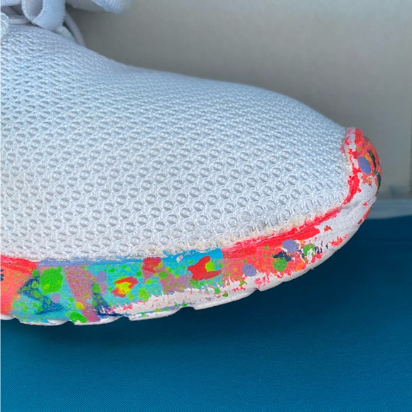 Men’s Custom Hand Painted Roshe Runs - Picture 5 of 7